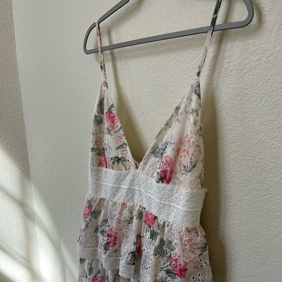 NWT GIANNI BINI | White Wedding Spring Floral Lace Tiered Midi Dress | Size 12 - Picture 3 of 13